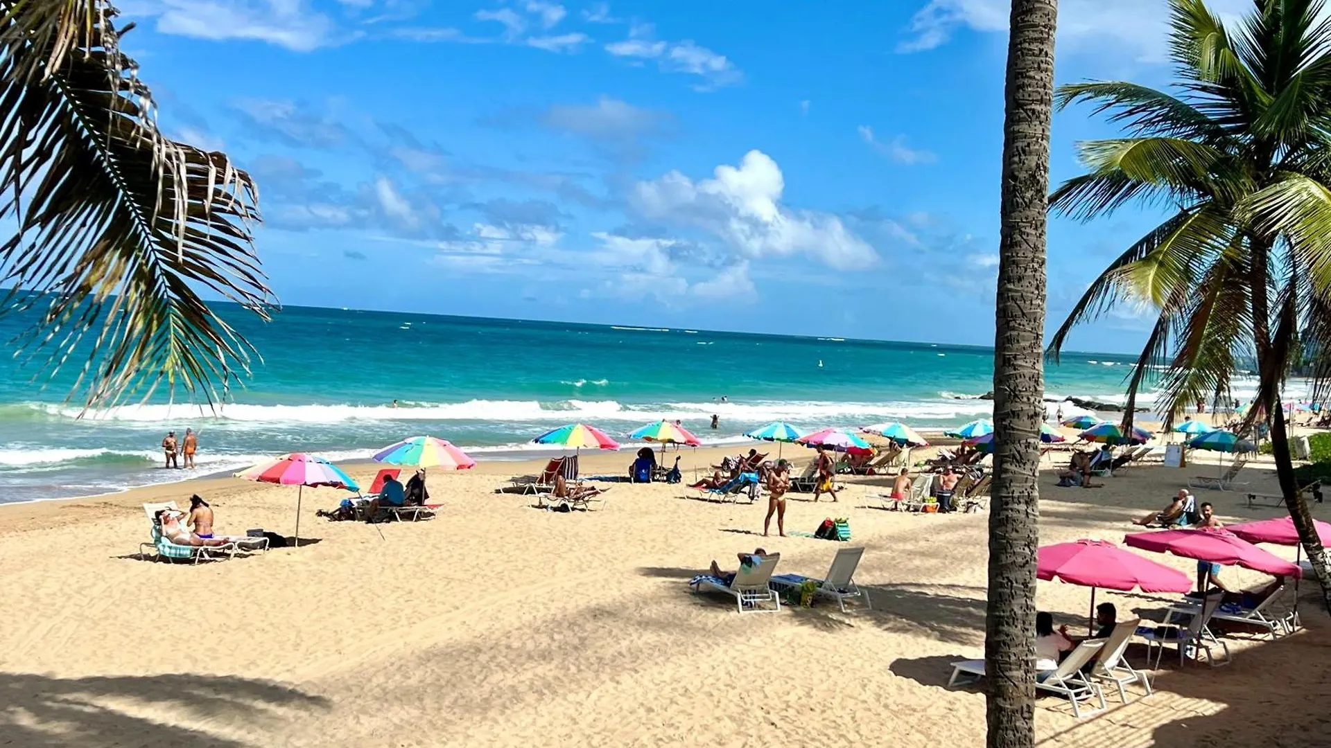 Contatos de In The Heart Of Condado A 2 Bedroom Apartment Balcony